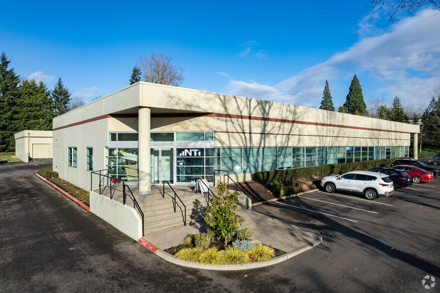 Primary Photo Of 7405 SW Tech Center Dr, Tigard Light Manufacturing For Lease