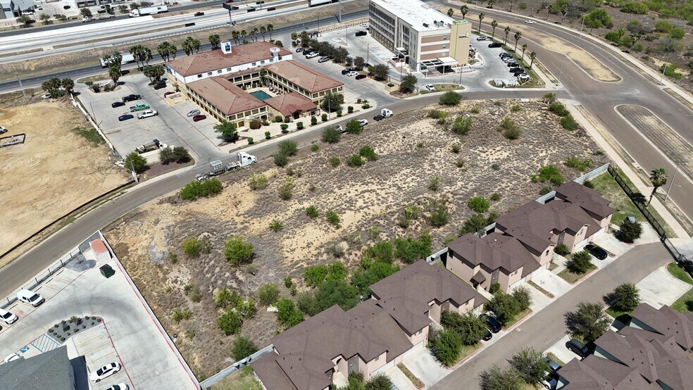 More Photos Of 1400 Hospitality Dr, Laredo Land For Sale
