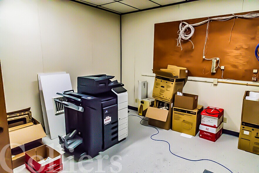 More Photos Of 2647 Kimberly Rd, Twin Falls Warehouse For Lease