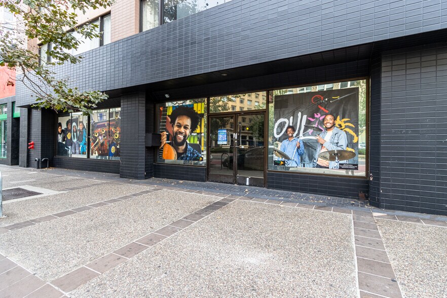 More Photos Of 1500 Broadway, Oakland Office For Lease