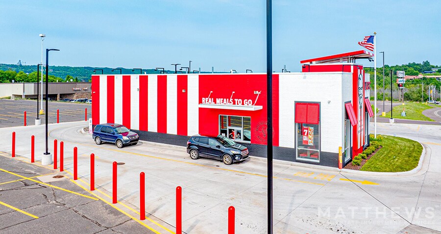 More Photos Of 1006 W Sharon Ave, Houghton General Retail For Sale