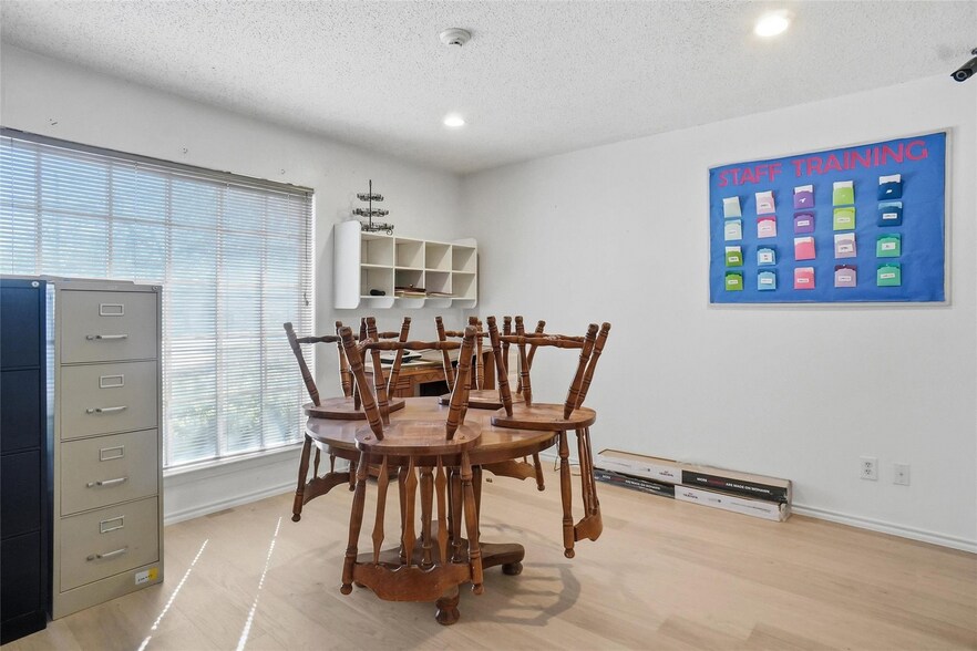 More Photos Of 2105-2107 W Shady Grove Rd, Irving Daycare Center For Sale