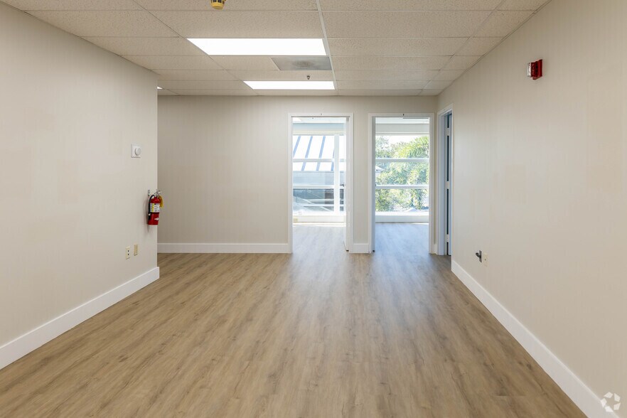 More Photos Of 2600 Quantum Blvd, Boynton Beach Office For Lease