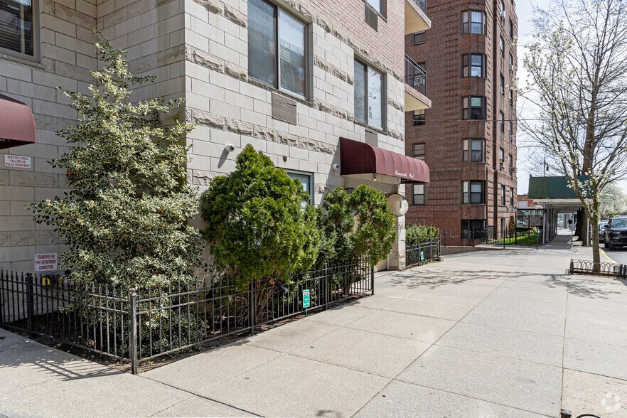 More Photos Of 3614 Johnson Ave, Bronx Apartments For Sale