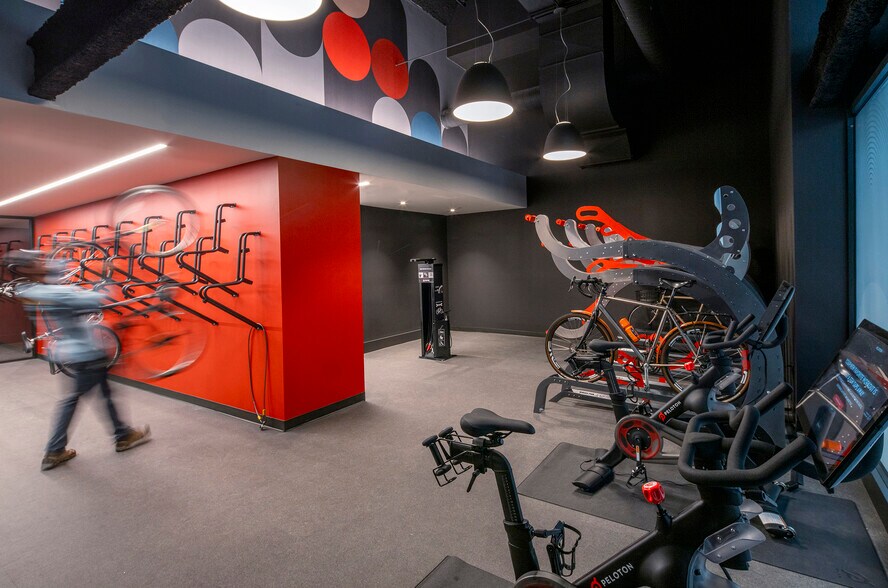 More Photos Of 600 Stewart St, Seattle Office For Lease
