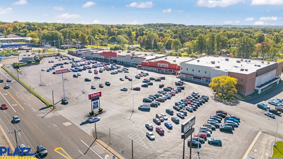 More Photos Of 6000-6080 Youngstown Warren Rd, Niles Unknown For Lease