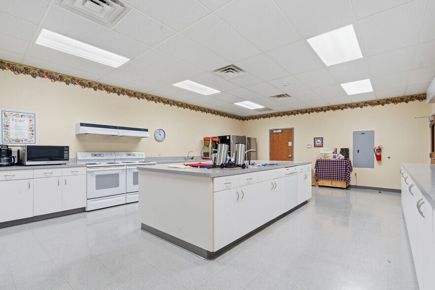 More Photos Of 1700 Boyson Rd NE, Cedar Rapids Religious Facility For Sale