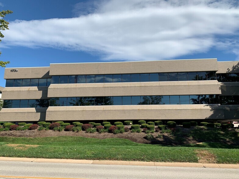More Photos Of 11709 Old Ballas Rd, Creve Coeur Medical For Sale