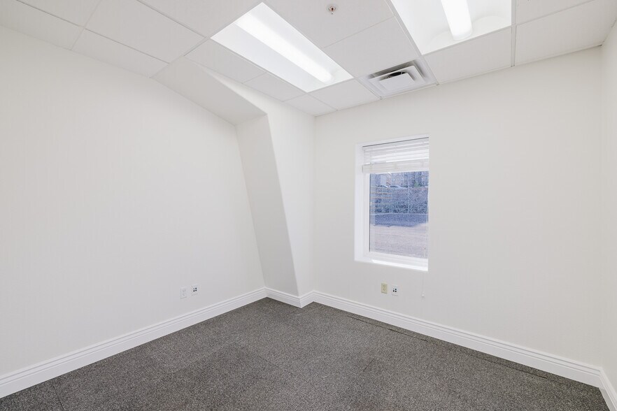 More Photos Of 2575 Alta Vista Dr, Elko Warehouse For Lease