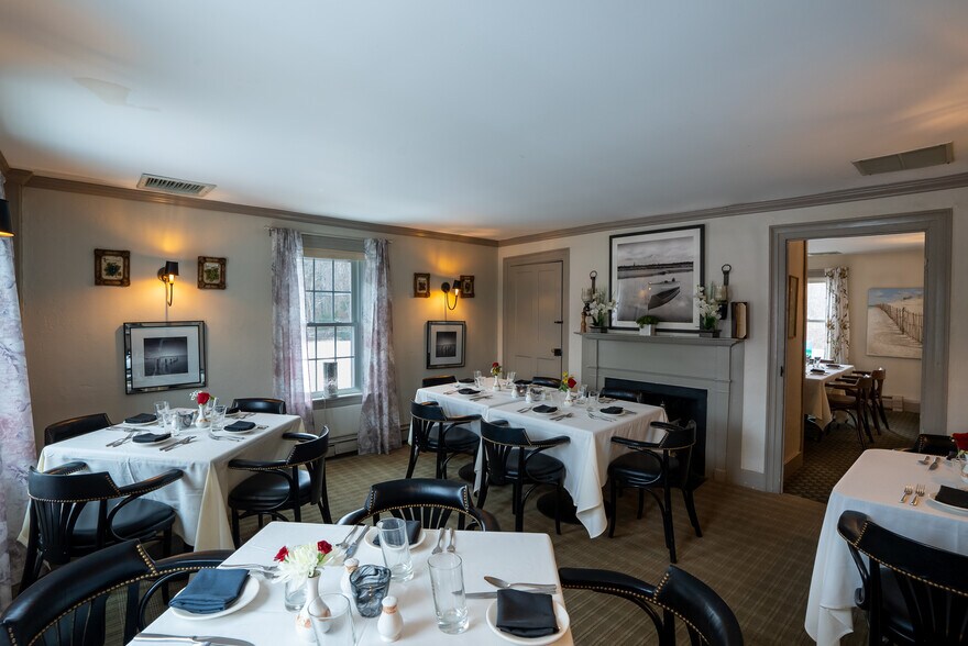 More Photos Of 4631 Falmouth Rd, Cotuit Restaurant For Sale