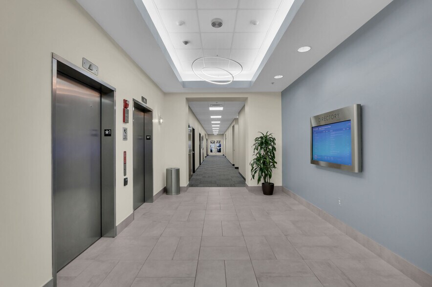 More Photos Of 125 Cool Springs Blvd, Franklin Medical For Lease