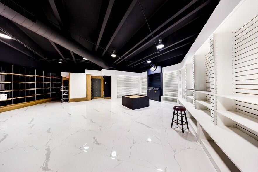 More Photos Of 380 E 9th St, Hialeah Unknown For Lease