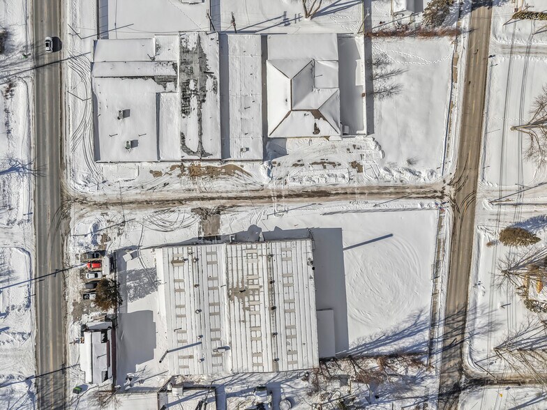 More Photos Of 4618 Pointe Tremble Rd, Clay Township Warehouse For Sale