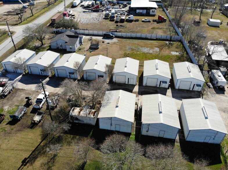 More Photos Of 16190 Miller Rd, Houston Warehouse For Lease