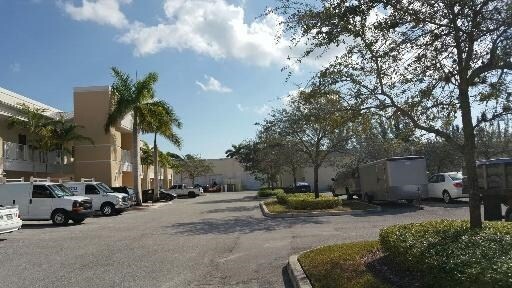 More Photos Of 2755 Vista Pky, West Palm Beach Coworking Space