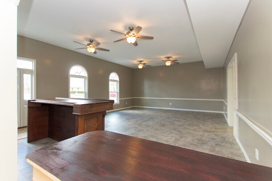 More Photos Of 815 Andrew Jackson Way NE, Huntsville Restaurant For Lease