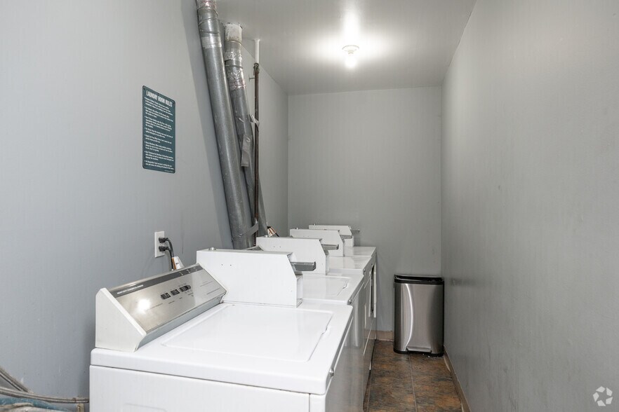 More Photos Of 5209 Xerxes Ave N, Minneapolis Apartments For Sale