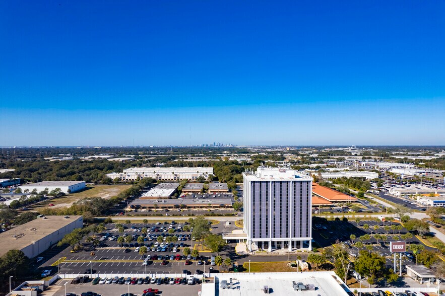 More Photos Of 410 S Ware Blvd, Tampa Loft Creative Space For Sale