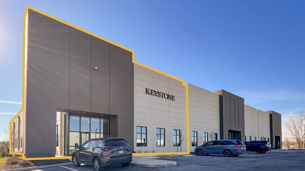 More Photos Of 673-675 Spirit Valley West Dr, Chesterfield Warehouse For Sale