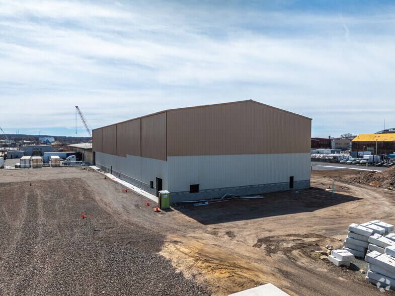 More Photos Of 148 E 5th St, Bayonne Warehouse For Lease