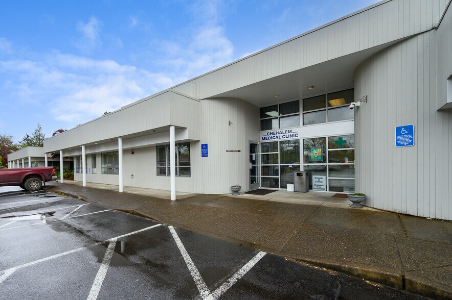 More Photos Of 308 N Villa Rd, Newberg Medical For Lease