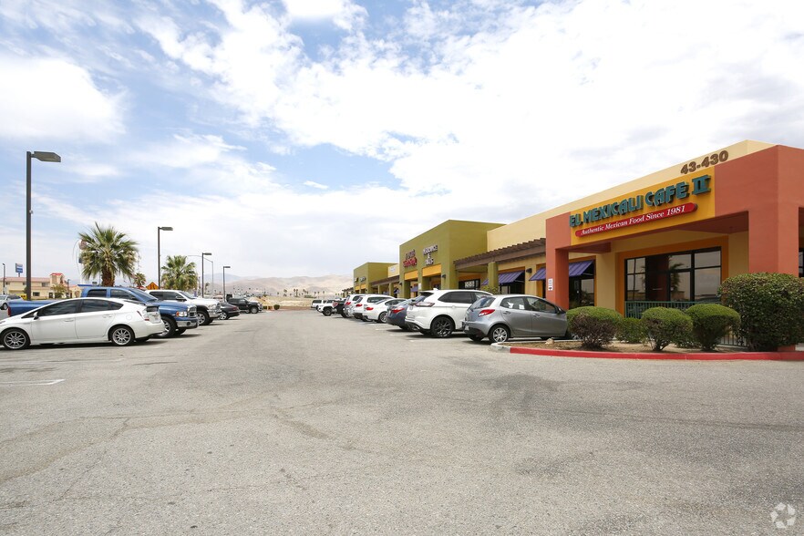 More Photos Of 43430 Monroe St, Indio Storefront For Lease