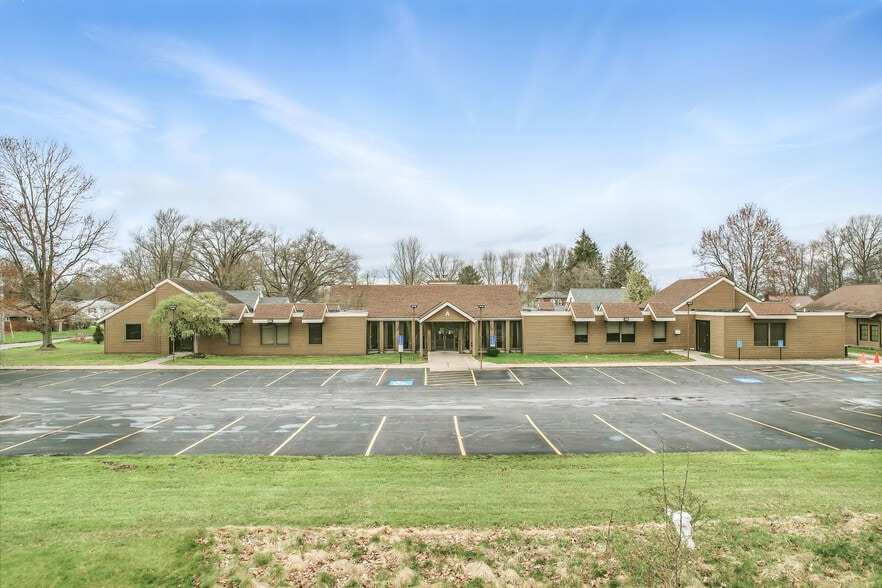 More Photos Of 2000 Green St, Farrell Medical For Lease