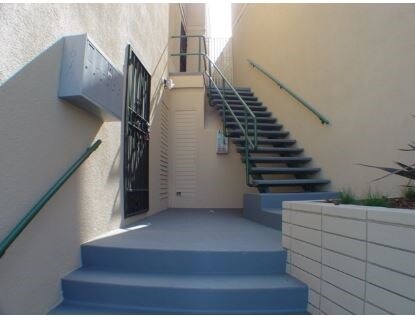More Photos Of 1017-1019 S La Brea Ave, Los Angeles Medical For Lease