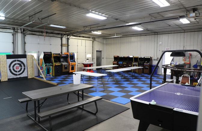 More Photos Of 101 4th St, Estevan Showroom For Sale
