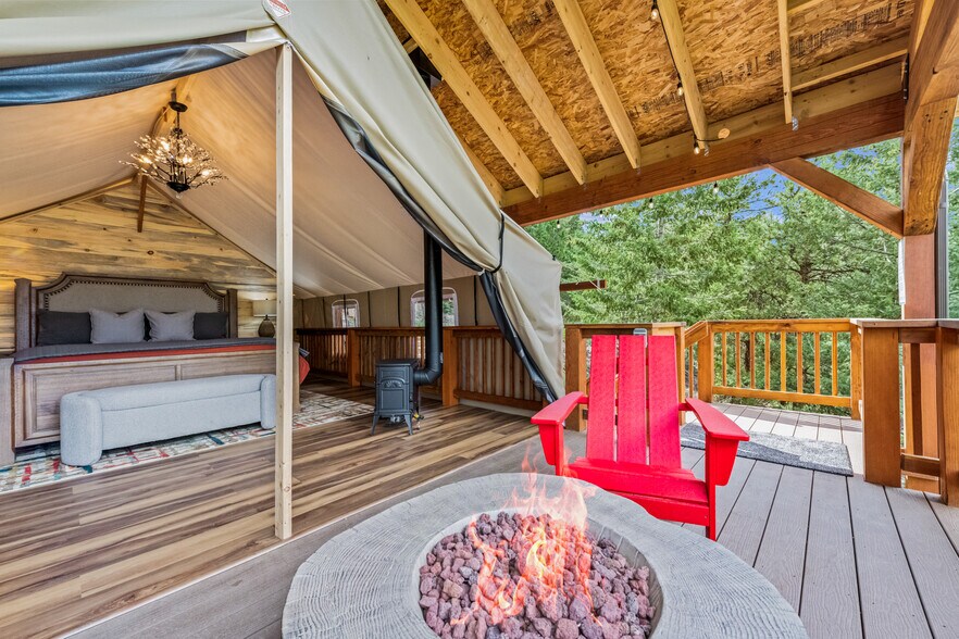 More Photos Of 893 Dick Mountain Drive, Bailey Specialty For Sale