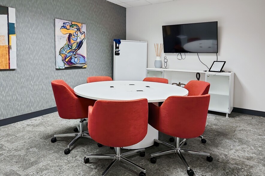 More Photos Of 4819 Emperor Blvd, Durham Office For Lease