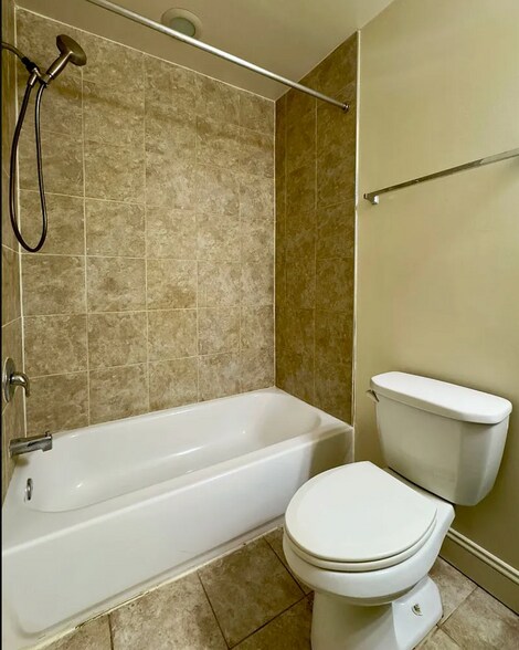More Photos Of 214 E Biddle St, Baltimore Apartments For Sale