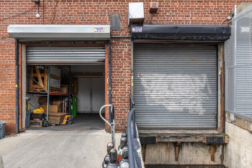 More Photos Of 107-20 Avenue D, Brooklyn Warehouse For Lease