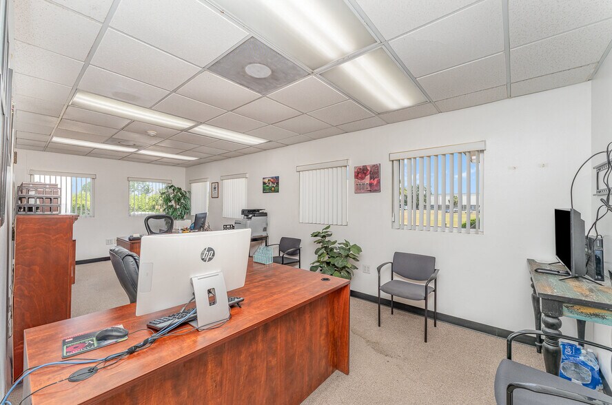 More Photos Of 2105 S Dock St, Palmetto Food Processing For Sale