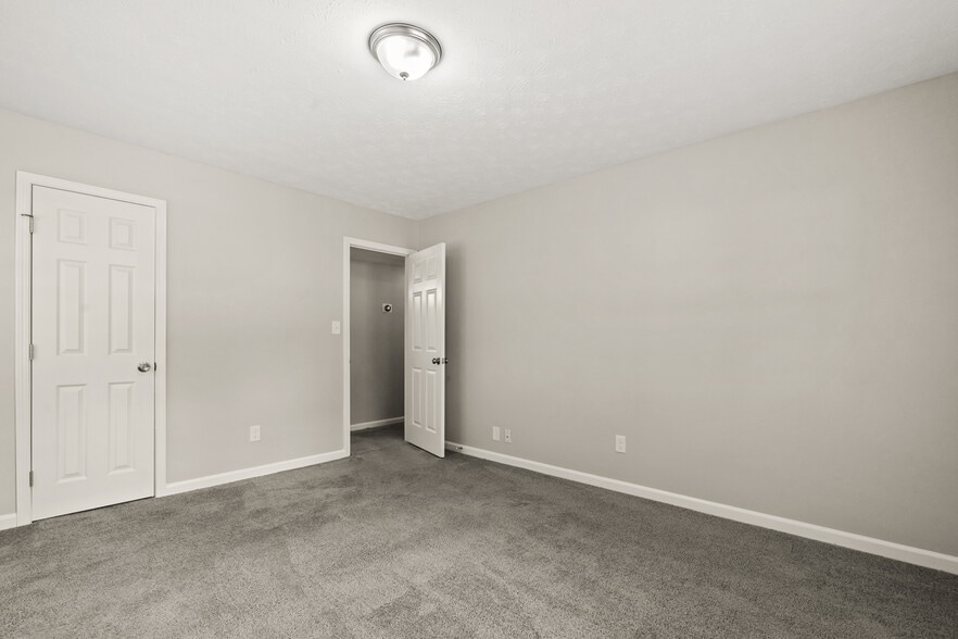 More Photos Of 1701 Hawthorne Ave, College Park Apartments For Sale