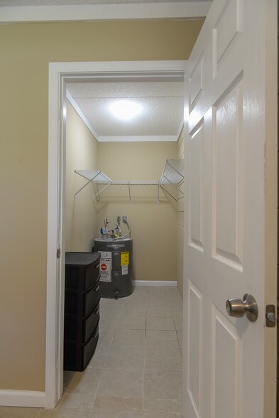 More Photos Of 212 Old Belwood Rd, Calhoun Apartments For Sale