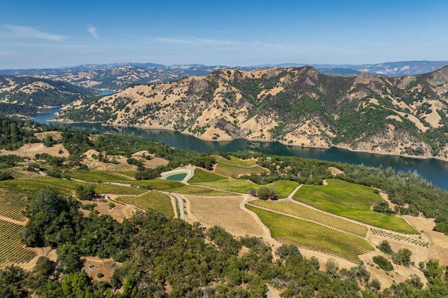 More Photos Of 13700 Rockpile Rd, Geyserville Land For Sale