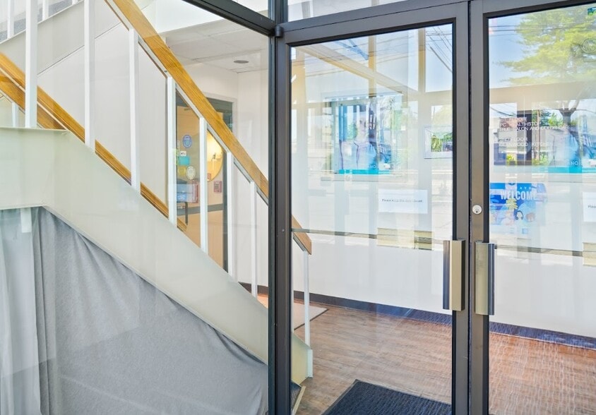 More Photos Of 1291 Worcester Rd, Framingham Office For Sale