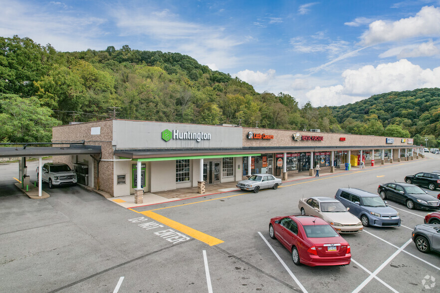 Primary Photo Of 1985 Lincoln Way, White Oak Storefront Retail Office For Sale