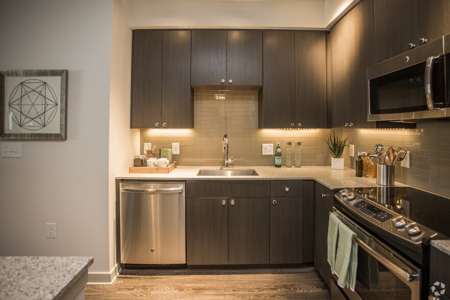 More Photos Of 8010 Gramercy Blvd, Rockville Apartments For Lease