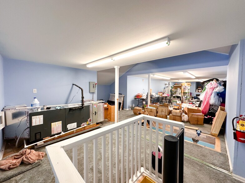 More Photos Of 6580 69th St, Vero Beach Veterinarian Kennel For Sale