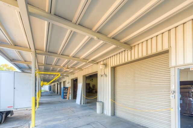 More Photos Of 1315 W Oakridge Dr, Albany Manufacturing For Sale