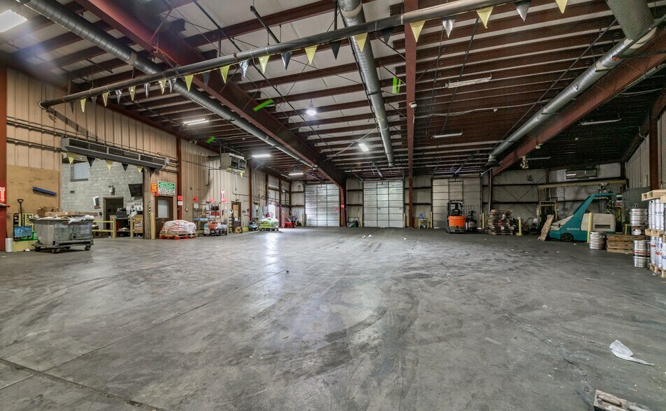 More Photos Of 1850 E Butler Ave, Flagstaff Distribution For Lease