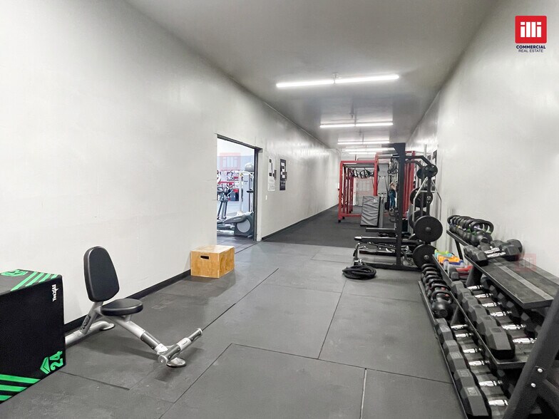 More Photos Of 31166 Via Colinas, Thousand Oaks Flex For Lease