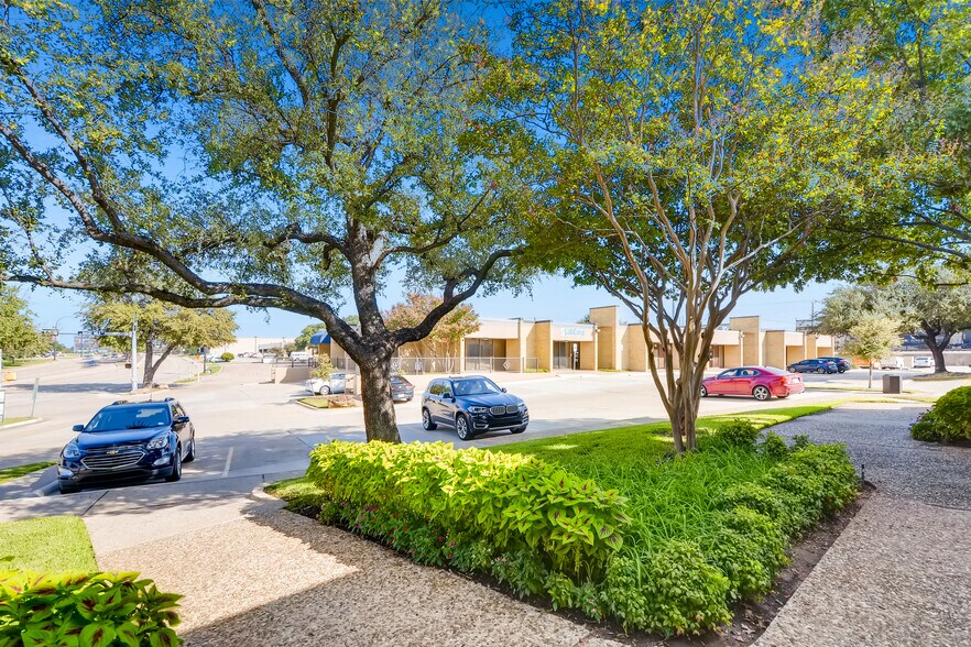 More Photos Of 2016 E Randol Mill Rd, Arlington Unknown For Lease