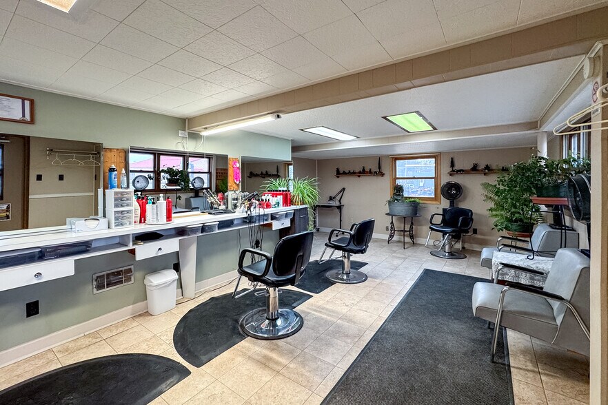 More Photos Of 804 State Road 23 73, Princeton Office For Sale