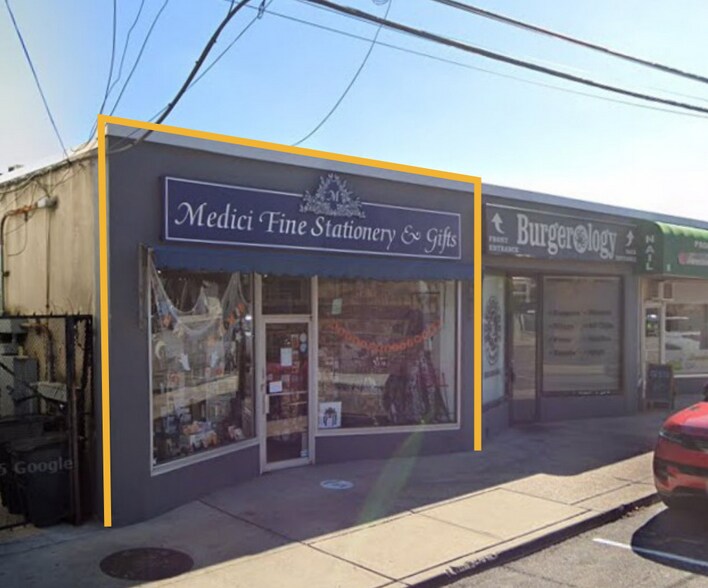 Primary Photo Of 4-8 Green St, Huntington Storefront For Lease