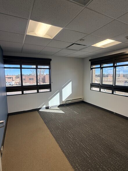 More Photos Of 5926 McIntyre St, Golden Office For Sale