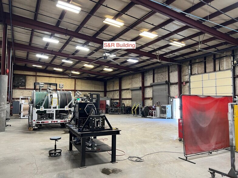 More Photos Of 110 W 34th St, Chattanooga Warehouse For Sale