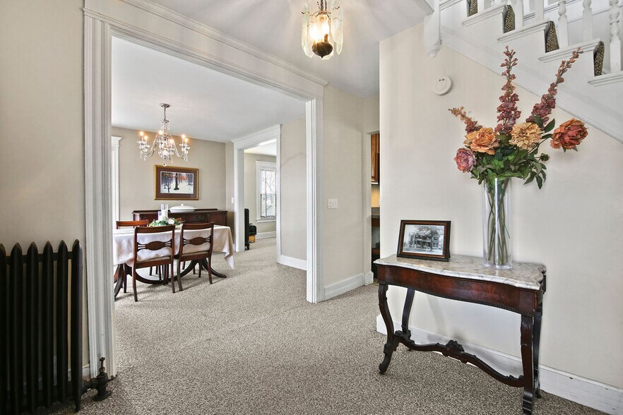 More Photos Of 18 Elm St, Rocky Hill Office Residential For Sale